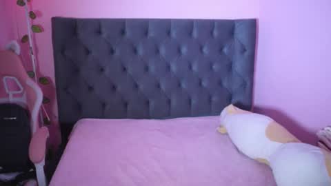 Snapshot of kim_dolls1823 chatting on 10/02/25, 11:28 ISABELLA 3 online show from 10/02/25, 11:28