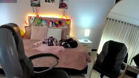 Kim Jeins666 online show from 07/12/26, 12:18