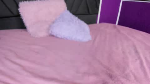 kim  online show from 02/28/25, 01:37