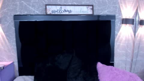 kim  online show from 03/10/25, 05:22