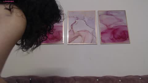 K I M online show from 01/25/25, 11:13