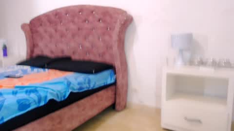 K I M online show from 01/28/25, 11:38