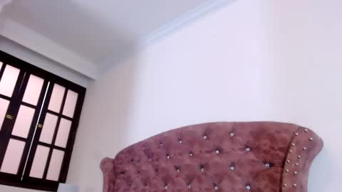K I M online show from 02/24/25, 01:10