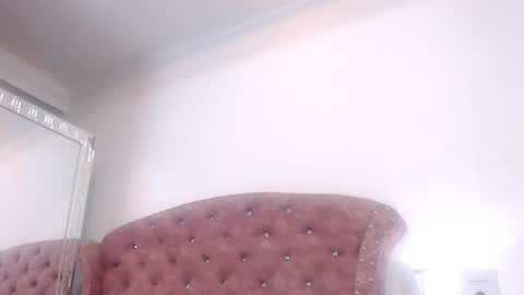 K I M online show from 03/03/25, 12:05