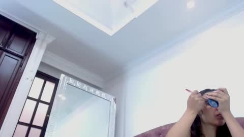 K I M online show from 03/05/25, 01:06