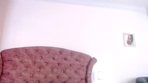 K I M online show from 03/07/25, 01:51