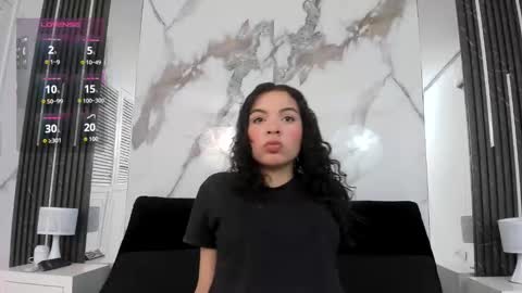 K I M online show from 09/11/25, 12:49