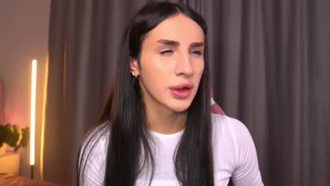 Snapshot of kim_oberlin chatting on 11/09/25, 03:54 Kim Oberlin online show from 11/09/25, 03:54