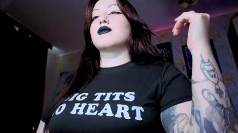Hi Im Kimberly but u can call me Kim. Turn on ur sound i love to talk and moan online show from 07/04/26, 11:27