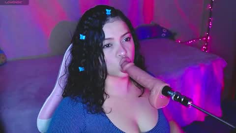 Kim Mishell  online show from 10/03/25, 07:49