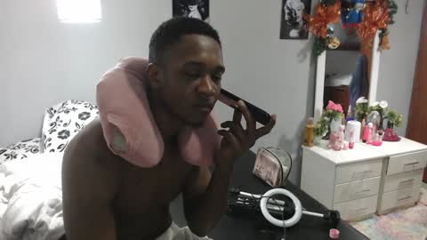 Snapshot of kimandyuk chatting on 12/14/24, 07:25 Kim  Yuk online show from 12/14/24, 07:25