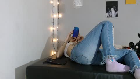 Snapshot of kimandyuk chatting on 01/13/25, 07:21 Kim  Yuk online show from 01/13/25, 07:21