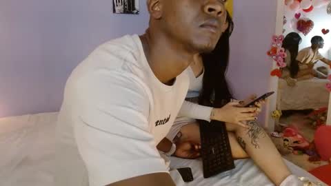 Snapshot of kimandyuk chatting on 03/03/25, 08:00 Kim  Yuk online show from 03/03/25, 08:00