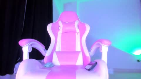 kim online show from 05/15/26, 07:37