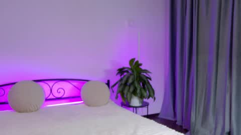 kimbeerlou online show from 11/23/25, 02:06