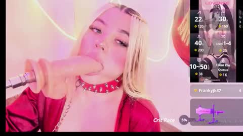 Snapshot of kimberlin_cam chatting on 11/06/25, 05:08 Kimberlin online show from 11/06/25, 05:08