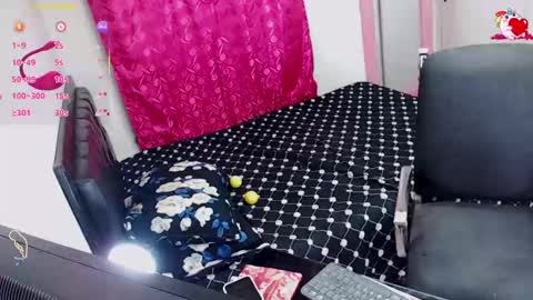 Snapshot of kimberly_bellu chatting on 09/14/25, 10:53 Anita. online show from 09/14/25, 10:53