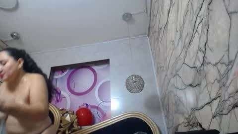 Snapshot of kimberly_candy77 chatting on 12/02/25, 07:20 kimberly online show from 12/02/25, 07:20