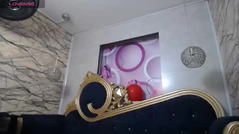 Snapshot of kimberly_candy77 chatting on 12/17/25, 07:31 kimberly online show from 12/17/25, 07:31