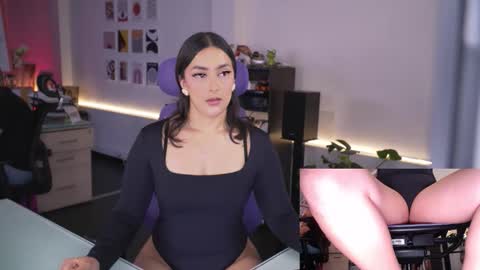 Kimberly 1200-1900 GMT-5 online show from 05/23/26, 08:24