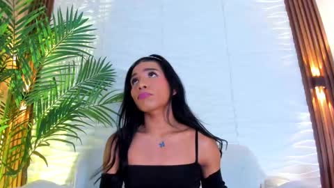 kimberly gonzalez online show from 09/24/25, 03:21