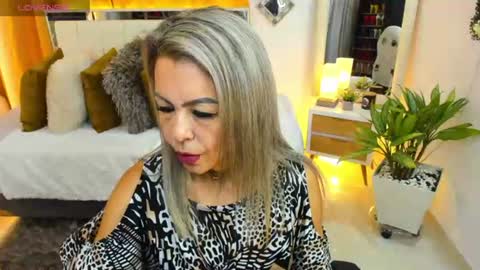 Kimberly  online show from 06/26/26, 10:25