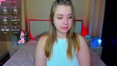 Snapshot of kimberly_mm chatting on 11/27/25, 06:15 kimberly_mm online show from 11/27/25, 06:15