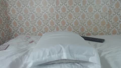 Kimberly online show from 01/20/25, 02:01