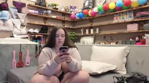 kimberlycaprice online show from 02/02/25, 08:35