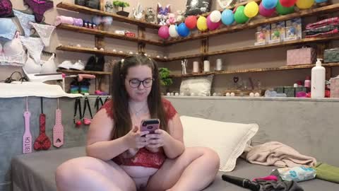 kimberlycaprice online show from 02/07/25, 11:34