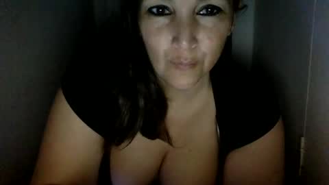 Snapshot of kimberlylynn chatting on 01/23/25, 10:32 KimberlyLynn online show from 01/23/25, 10:32
