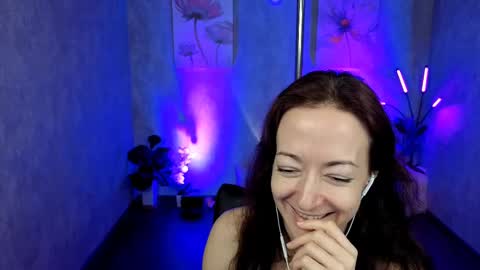 Snapshot of kimberlyray777 chatting on 02/09/25, 04:40 Kimberly online show from 02/09/25, 04:40