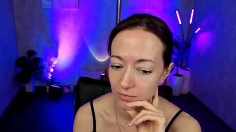 Snapshot of kimberlyray777 chatting on 02/18/25, 05:10 Kimberly online show from 02/18/25, 05:10