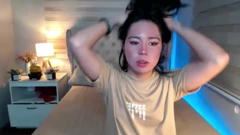 kimbratx online show from 02/11/25, 10:39