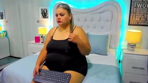 KimBrooks online show from 09/17/25, 11:01