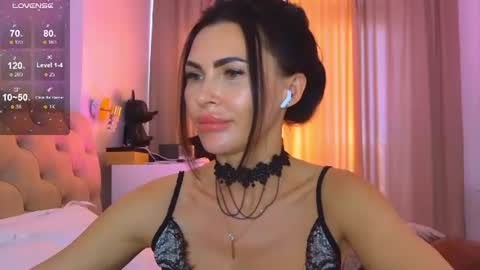 KIm online show from 06/15/26, 02:52