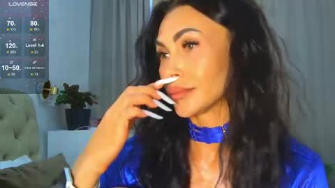 KIm online show from 06/27/26, 04:12