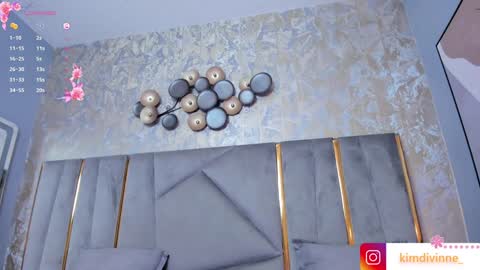  KIM  online show from 01/12/25, 02:24