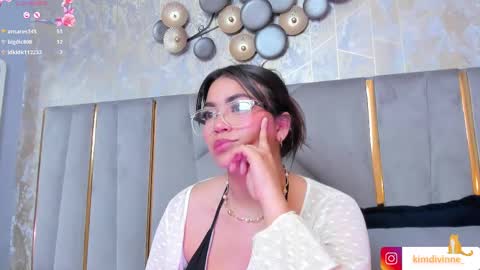  KIM  online show from 02/12/25, 05:58