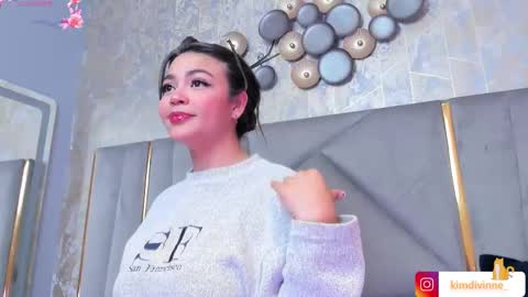  KIM  online show from 02/19/25, 02:33