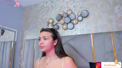  KIM  online show from 02/22/25, 03:01