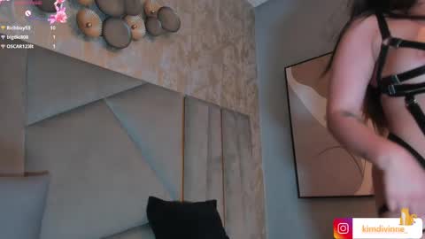  KIM  online show from 02/23/25, 05:45