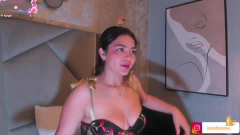  KIM  online show from 03/12/25, 07:02