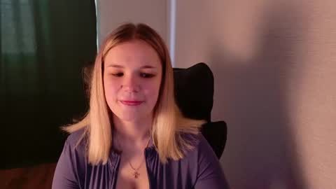 KimEvanss online show from 07/17/26, 05:58