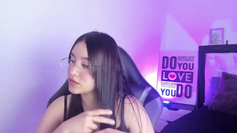 kimgarcez online show from 09/17/25, 09:05