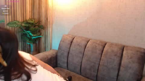 kimgarcez online show from 10/30/25, 10:32