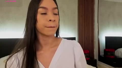 kimhilton online show from 07/29/26, 03:37
