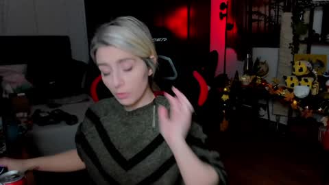 Wolfs Girl online show from 09/30/25, 06:24