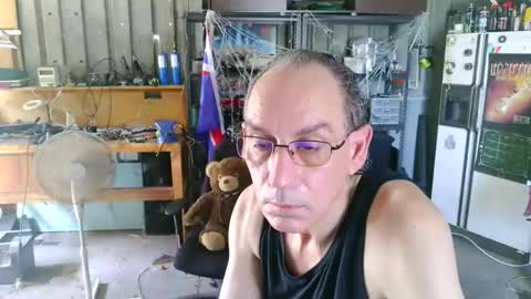 kimintheshed online show from 12/14/25, 06:08