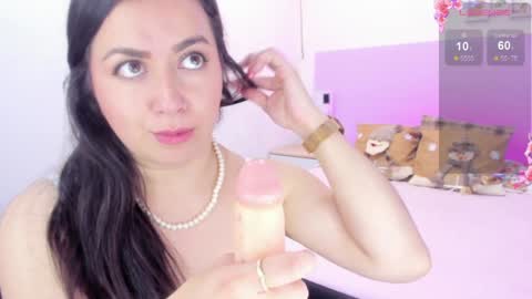 Camila online show from 12/10/24, 06:38